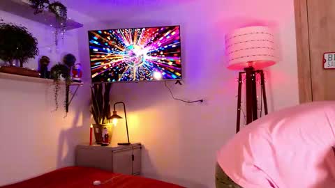 Mr Evans online show from December 2, 4:38 pm