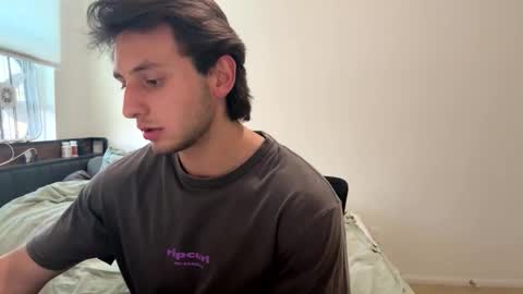 Hunter online show from February 12, 1:09 am