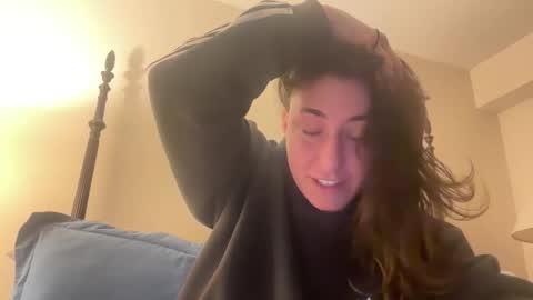 Mr  Mrs Glitter online show from February 20, 8:33 pm