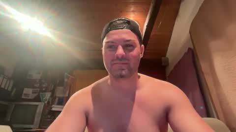 mr_niceguy100 online show from February 15, 6:39 pm