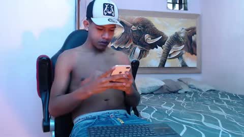 mr_stiven_ online show from February 17, 2:42 am