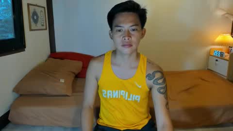 Snapshot of mr_swe3t0oth chatting on September 30, 7:30 am KYLE online show from September 30, 7:30 am