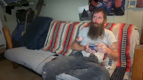 Snapshot of mr_valdor chatting on October 7, 1:34 am Valdor online show from October 7, 1:34 am
