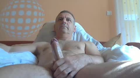 mrbaszos online show from April 30, 6:51 am