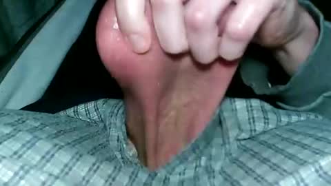 Snapshot of mrbigd1988 chatting on February 18, 1:32 am mrbigd1988 online show from February 18, 1:32 am