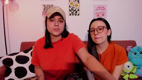 Laura online show from May 15, 2:09 am