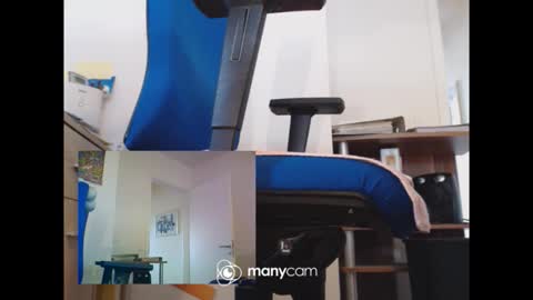 MrJohnsen1975 online show from May 4, 3:07 pm
