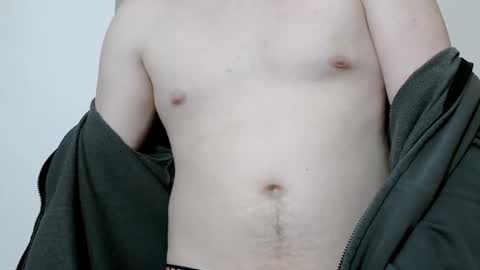 Max online show from February 24, 8:12 pm