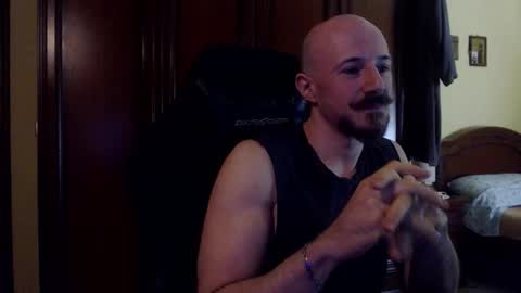 Antony online show from November 19, 6:18 pm