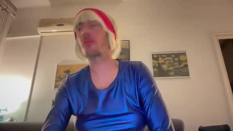 TaleOfLaura online show from October 29, 6:52 pm