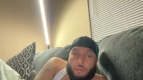 Snapshot of mrnuts24 chatting on October 3, 2:43 am mrnuts24 online show from October 3, 2:43 am