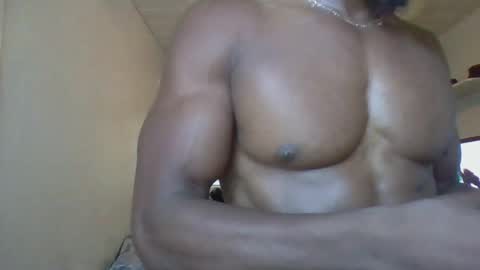mrs0010in online show from May 7, 5:30 pm