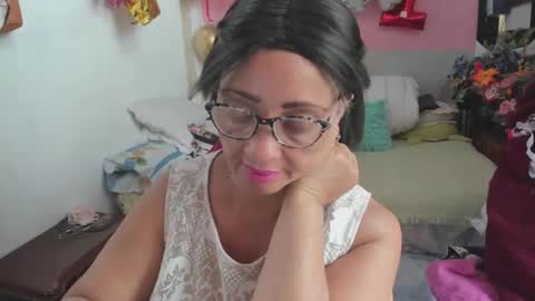 mrs_mommy online show from March 21, 7:40 pm