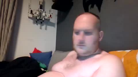 mrzwolle online show from December 9, 3:44 pm