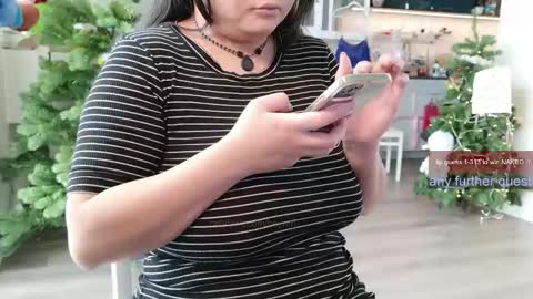 R o r i  SnapChat heyroriv2 wednesday - sunday Noon oclock mountain - 5pm mountain online show from December 5, 7:44 pm