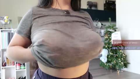 R o r i  SnapChat heyroriv2 wednesday - sunday Noon oclock mountain - 5pm mountain online show from November 15, 7:59 pm