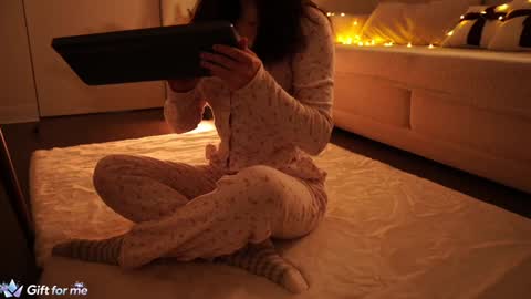 Your M online show from December 21, 1:39 pm