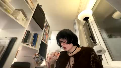 msroxanna online show from February 25, 7:50 pm