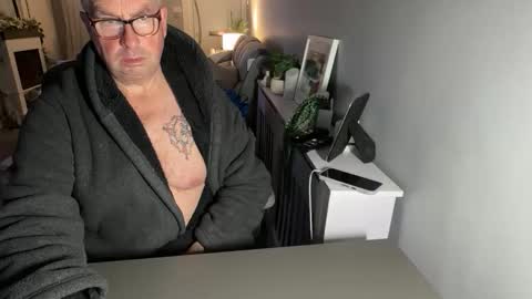 mtb1697 online show from March 1, 10:58 pm