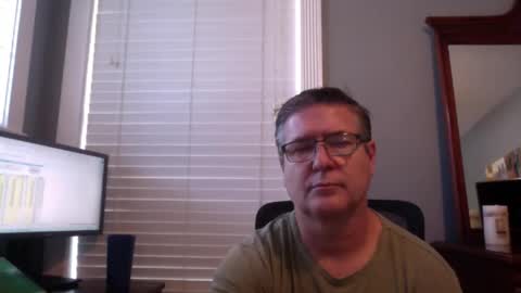 Snapshot of mtbrdr73 chatting on September 12, 9:28 pm mtbrdr73 online show from September 12, 9:28 pm