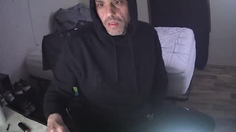 Muffdiver online show from March 7, 11:54 am