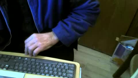 Snapshot of muller520 chatting on February 28, 7:56 pm muller520 online show from February 28, 7:56 pm