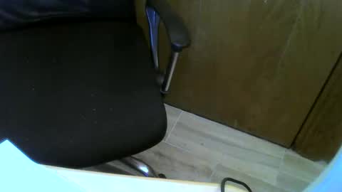 Snapshot of muller520 chatting on October 9, 5:29 pm muller520 online show from October 9, 5:29 pm