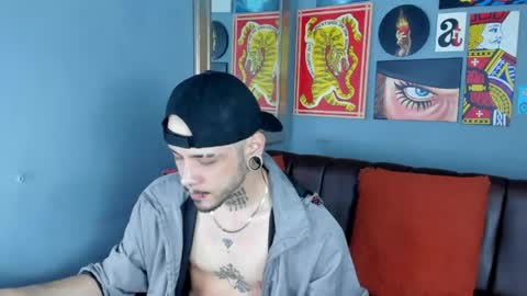murdok  online show from May 14, 3:05 am