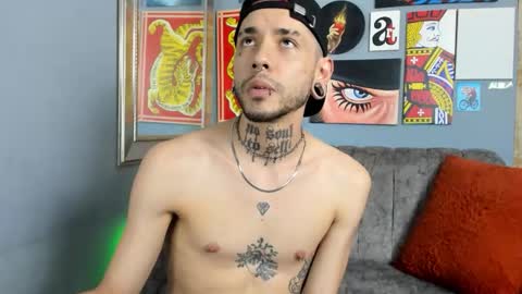 murdok  online show from December 3, 8:53 pm