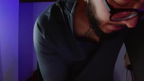 David Big online show from November 25, 9:30 am