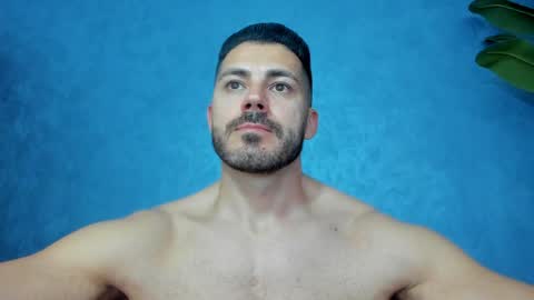 muscularmaster onlyfans online show from May 10, 9:10 pm