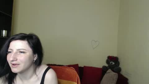 Jeneva online show from May 28, 6:11 am