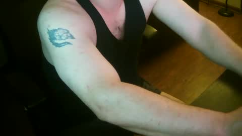 Snapshot of mustenjoyhead79 chatting on October 2, 10:52 pm mustenjoyhead79 online show from October 2, 10:52 pm