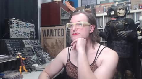 Muziknerd online show from February 16, 5:15 am