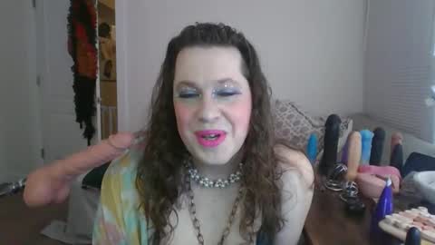 Mx Charlotte online show from November 17, 5:15 pm