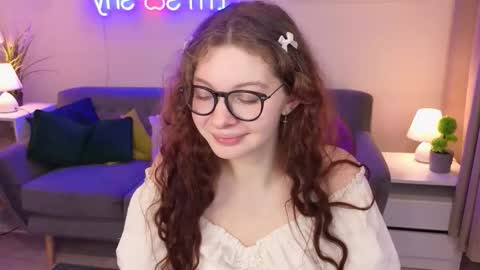 Mary online show from December 20, 1:07 pm