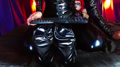 Dante Crow online show from December 29, 6:45 am