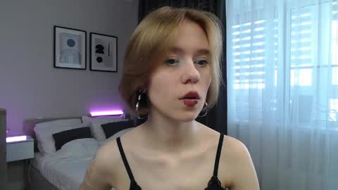 Lana online show from May 13, 7:18 am