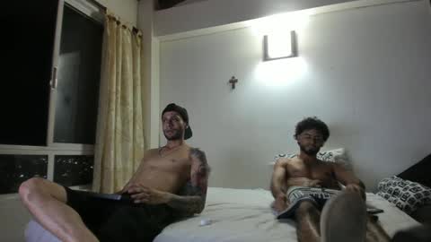 Snapshot of mybmx chatting on September 23, 4:06 am JUAN TORRES CREATURE online show from September 23, 4:06 am