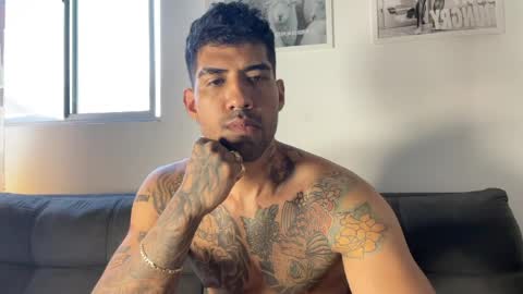 Myke esthetic online show from April 4, 10:28 pm