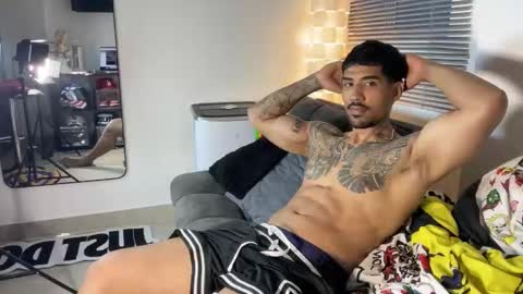 Myke esthetic online show from November 29, 10:50 pm