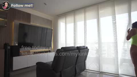 jacke BUNNY online show from September 11, 7:37 pm