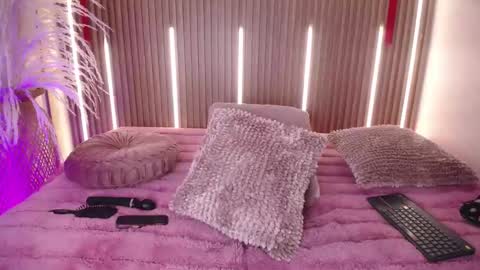 Myla  online show from March 26, 3:34 am