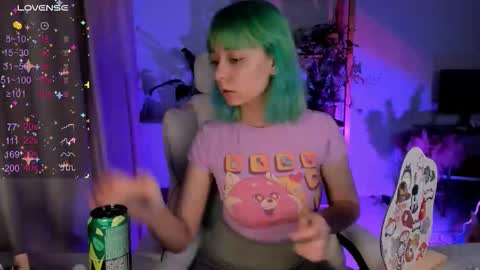 MylaFlores online show from November 2, 2:55 am