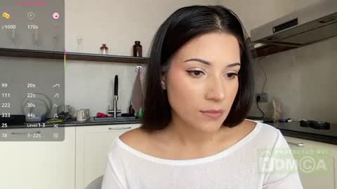hey its Mel online show from June 12, 12:15 pm