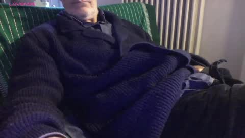 Bi sexy guy lovense hush is on private is open or password show tip if you like. online show from March 10, 8:06 am