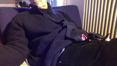 Bi sexy guy lovense hush is on private is open or password show tip if you like. online show from February 4, 10:19 am