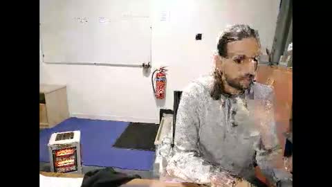 David Leon online show from December 19, 8:54 am