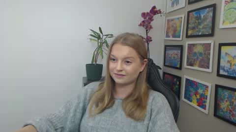 Erica online show from March 17, 1:49 pm