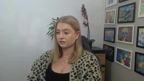 Erica online show from November 28, 10:44 am